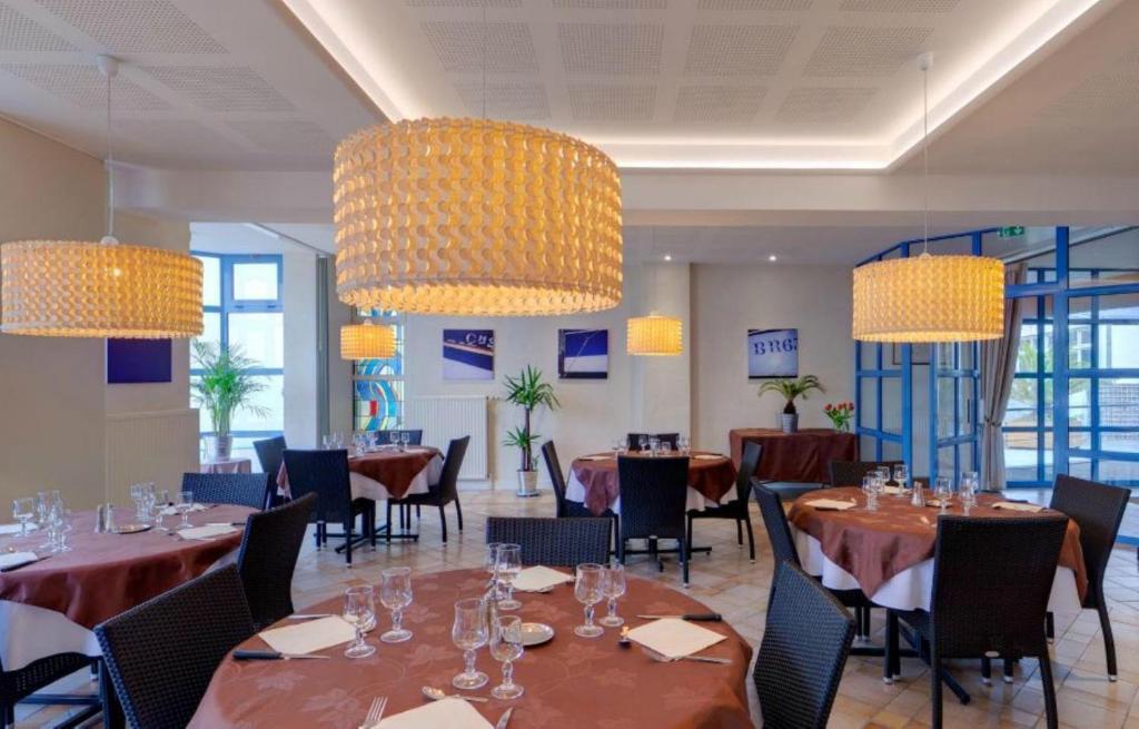 Hotel Les Residences D'Armor ドゥアルヌネ エクステリア 写真